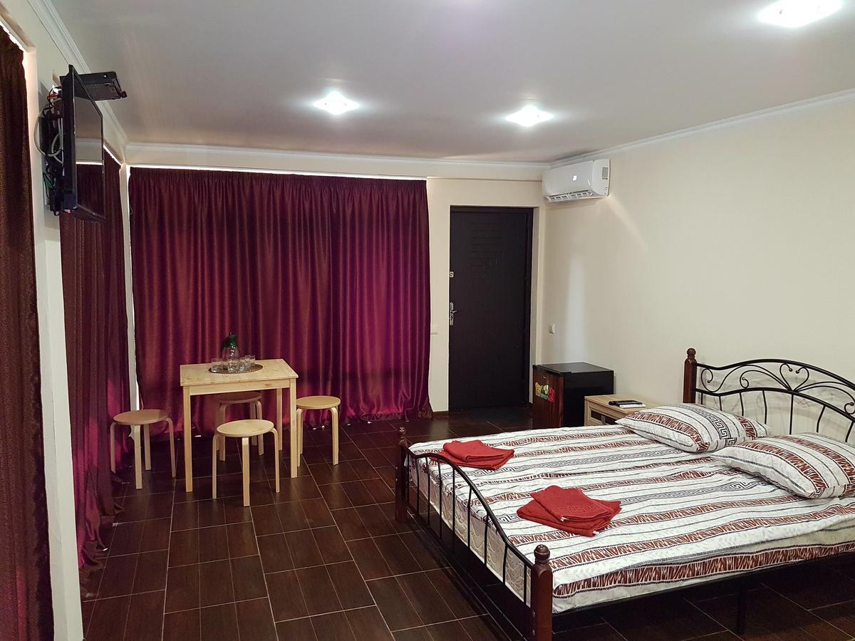 Guest House Black Sea Pizunda Luaran gambar